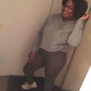 Meet your Posher, Yaya